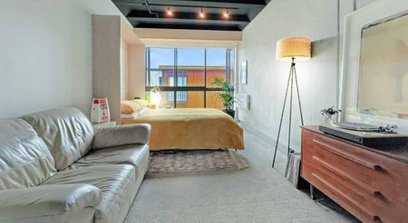 Welcome to apartment 209A in Vedado Apartments - Photo 3