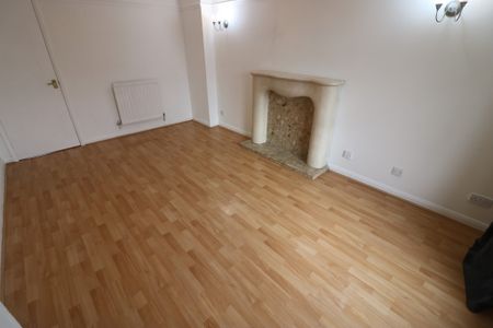 28 Bermondsey Drive - Photo 4