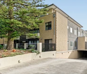 Prime Mitcham Location - Photo 4