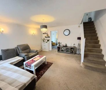 Whites Close, Greenhithe, DA9 - Photo 2