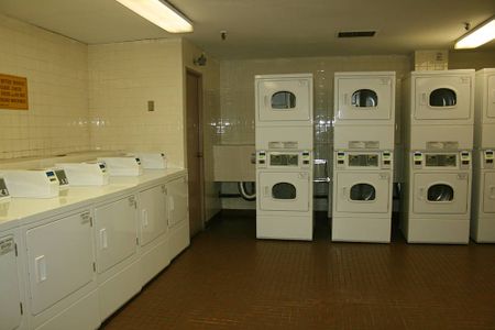 Macey Apartments - Photo 3