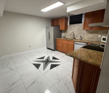 For Lease - 123 Carmen Crescent, Vaughan, Ontario - Photo 1