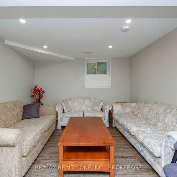 For Lease - 5112 Heatherleigh Avenue Unit# ..Bsmt, Mississauga, Ontario - Photo 1