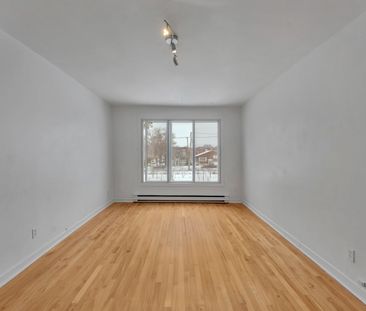 2245 Rue Desmarteau, Montréal (Mercier, QC H1L - Photo 4