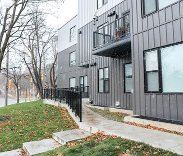 For Lease - 148 Glenlake Avenue Unit# 2, Toronto, Ontario - Photo 4
