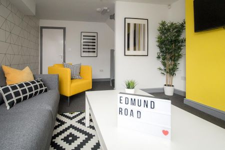 4 bedroom terraced house to rent - Photo 3