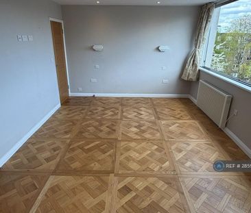 Studio to rent - Photo 6