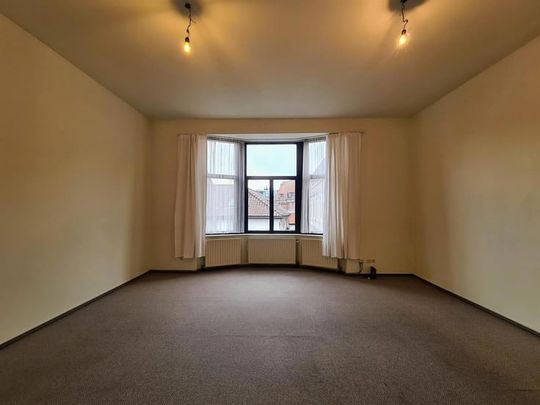 Appartement te huur - Photo 1