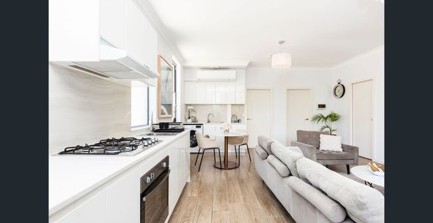 SHORT or LONG TERM RENTAL - BONDI HEAVEN 7 @ BONDI - Photo 1