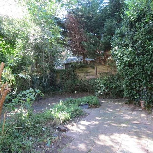 Bedroom House In Bournemouth, BH9 - Photo 1