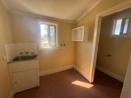 19 Park Terrace, Quorn - Photo 3