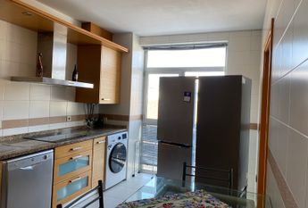 2 bedroom flat with good access located in Cacia!