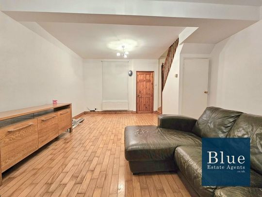 2 bedroom terraced house to rent - Photo 1