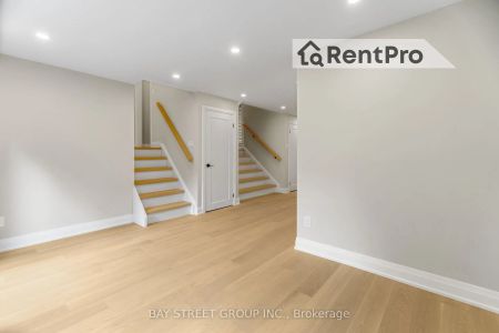 Detached Home For Lease | W9231450 - Photo 3