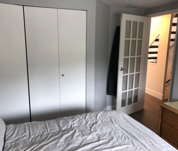 2 Bedroom - Photo 2