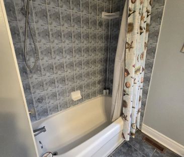 19 Red Plant Crescent #Upper Bedroom - Photo 1