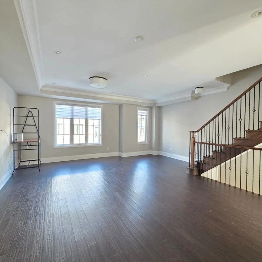 390 Highway 7 E #Th 2 - Photo 1