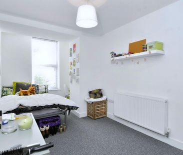 Quaker Lane, Flat 3, Plymouth - Photo 4