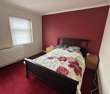 3 Bed Terraced House, Denmark Road, SE25 - Photo 4