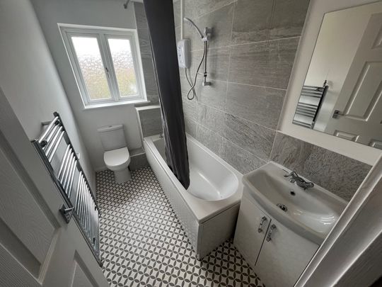 Orchid Close, Cardiff, St. Mellons - Photo 1