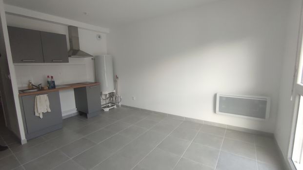 Location Appartement 1 pièce 25m² SARAN 45770 - Photo 1