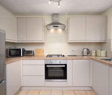 2 bedroom flat to rent - Photo 6