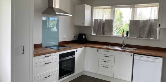 Three Bedroom Home with Double Garage and Great Outdoor Space - Photo 2