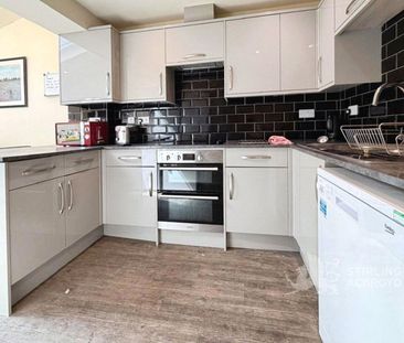 Applegarth Avenue, Guildford, Surrey, GU2 8LX - Photo 6