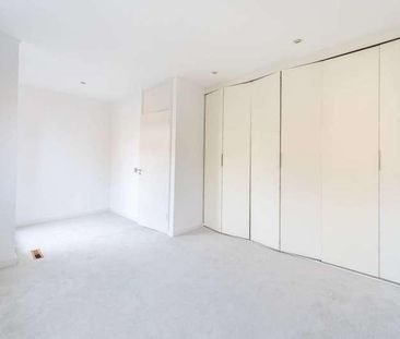 Woodsford Square, Holland, W14 - Photo 5