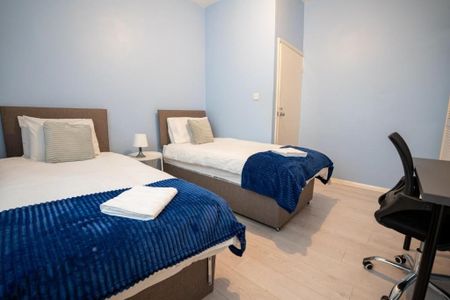 2 Bed Flat, Selhurst Road, SE25 - Photo 5