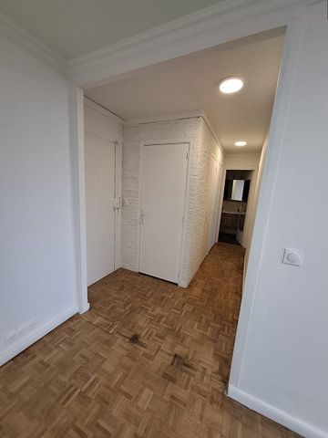 Location Appartement 2 pièces 41m² - Photo 2