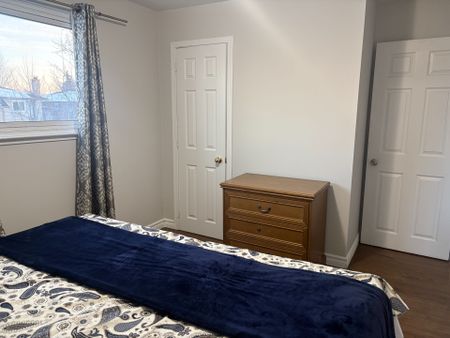 For Lease - 3670 Crabtree Crescent, Mississauga, Ontario - Photo 5