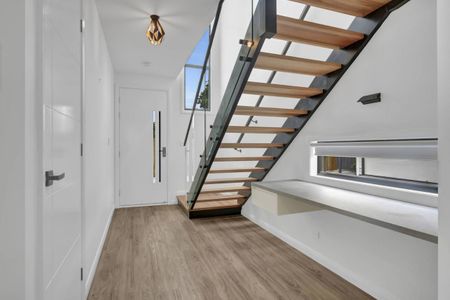 Welcome to Unit 5, 13 Perth Street – a beautifully designed townhouse positioned in one of Rangeville’s most desirable pockets. - Photo 5