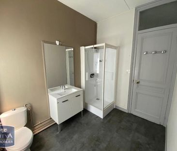 Location Appartement 3 pièces 56m² LILLE 59000 - Photo 2