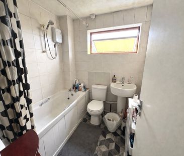 3 bedroom house to rent - Photo 2