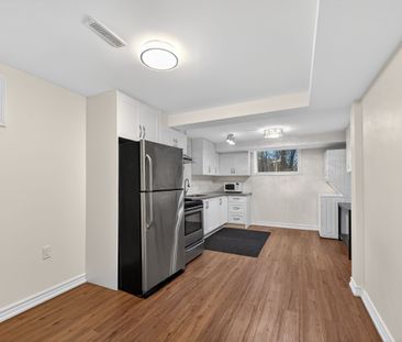 For Lease - 3139 Dover Crescent, Mississauga, Ontario - Photo 6