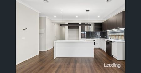 A Home So Nice You'll Pirouette at the Door! - Photo 4