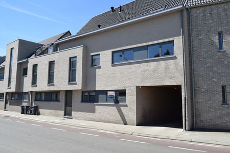 GLV-appartement met 2 slaapkamers, tuin en staanplaats - Photo 3