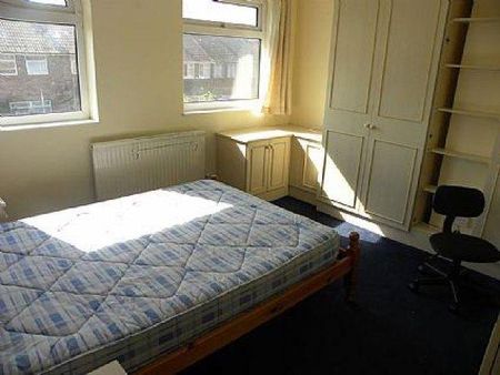 5 bedroom house share to rent - Photo 3