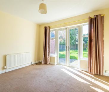 3 bedroom semi-detached house to rent - Photo 3