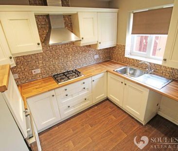 3 bedroom semi-detached house to rent - Photo 3