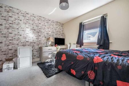 Main Street, Frizington, CA26 - Photo 5