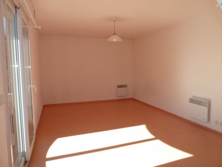 Location Appartement 1 pièce 25m² - Photo 5