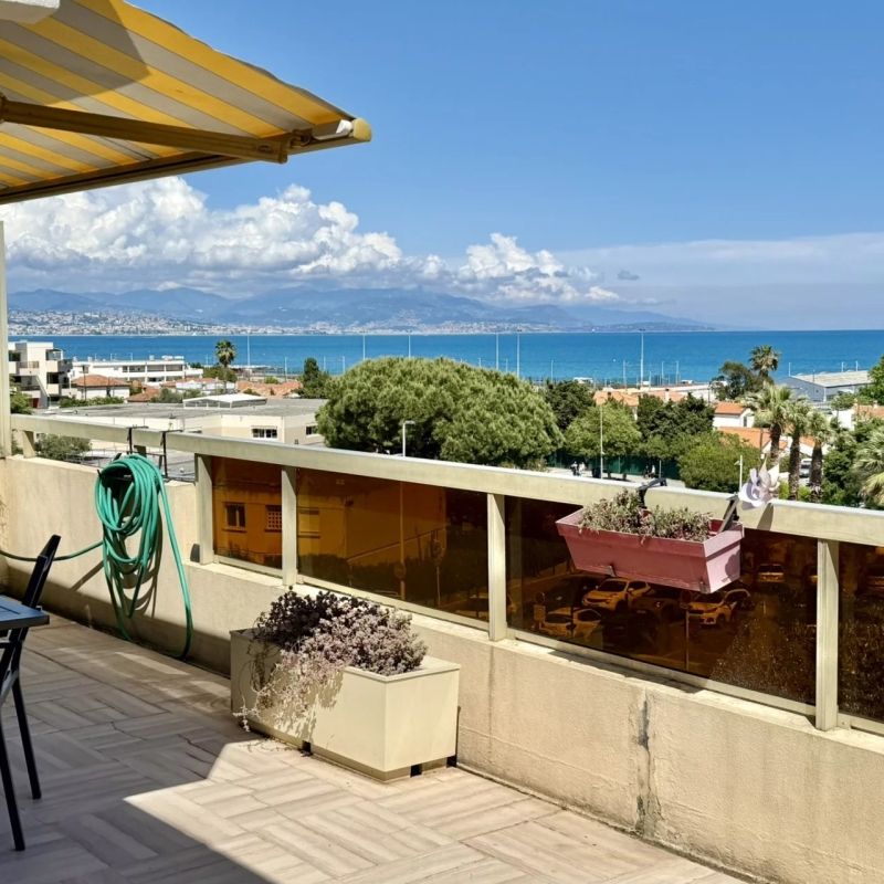Spatieux 4p Antibes - Photo 1