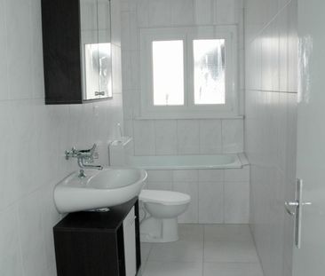 "moderne 3.0 Zimmer-Wohnung an zentraler Lage mit Balkon" - Foto 6