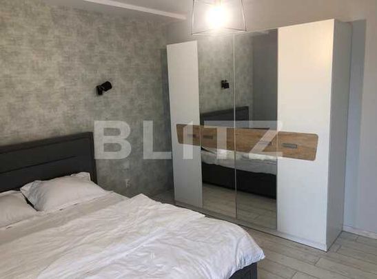 Apartament 2 camere, semidecomandat, modern, zona UMF - Fotografie 1