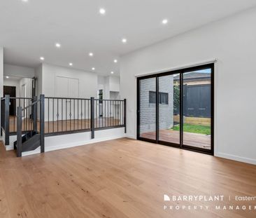 Sophisticated Family Living Without Compromise - Photo 1