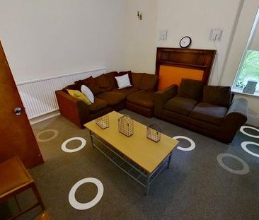 5 bedroom house to rent - Photo 2