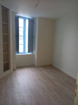 LAVAL, centre ville appt T3 de 85 m² - Photo 1