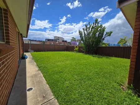 “Renovated Granny Flat” - Photo 3